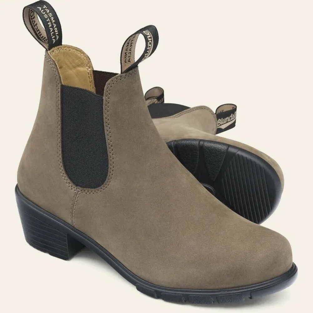 BLUNDSTONE 1961 (WOMEN'S) - STONE NUBUCK Size 6